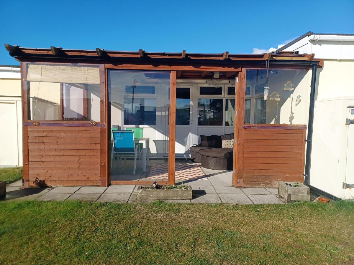 Waves And Woods Holiday home Kidwelly