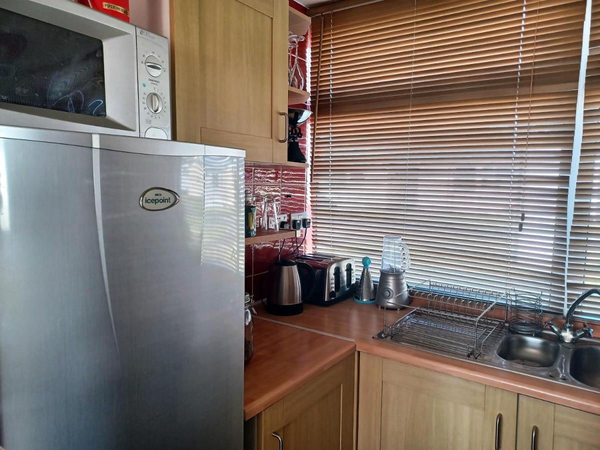 Waves And Woods Holiday home Kidwelly